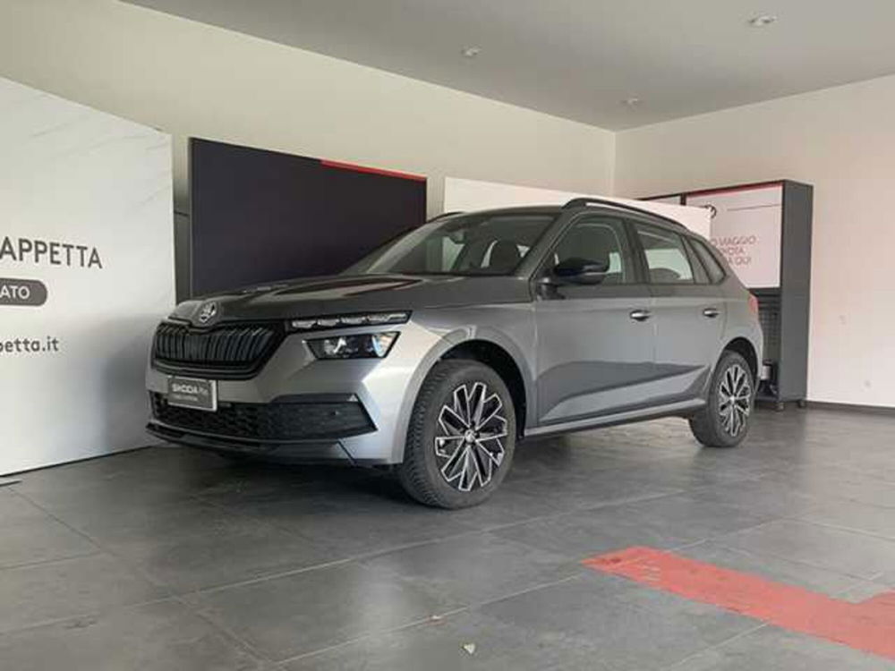 Skoda Kamiq 1.0 tsi Black Dots 95cv del 2023 usata a Rende