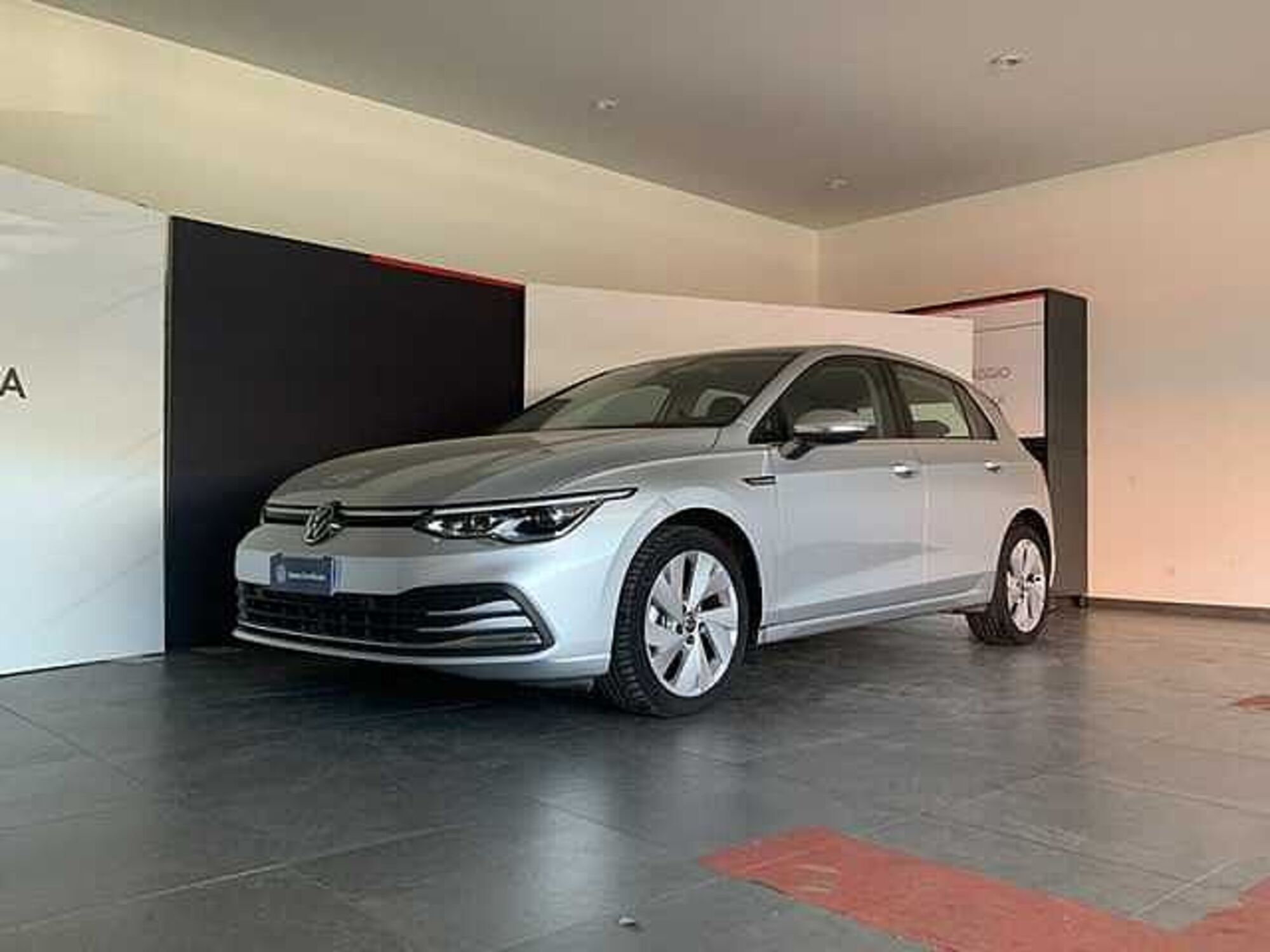 Volkswagen Golf 2.0 tdi Edition 115cv del 2023 usata a Rende