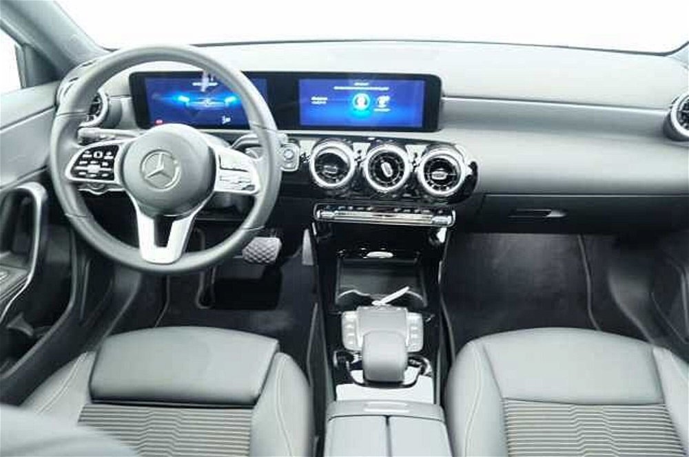 Mercedes-Benz Classe A 180 d Automatic Sport  del 2021 usata a Castel d'Ario (5)