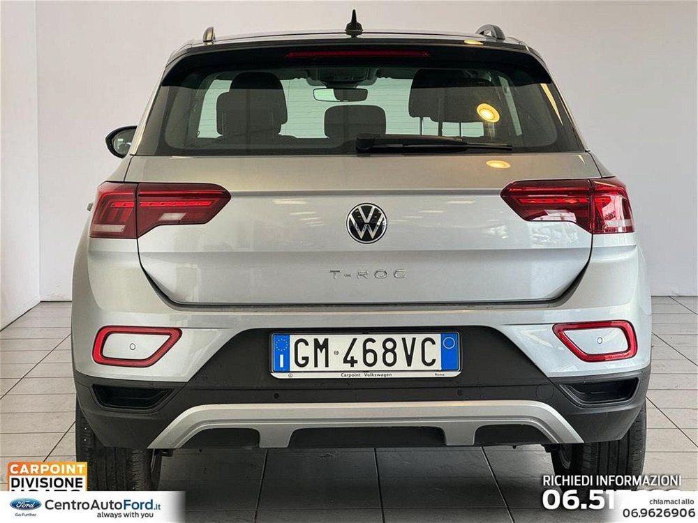 Volkswagen T-Roc 2.0 tdi Life 115cv del 2023 usata a Albano Laziale (4)