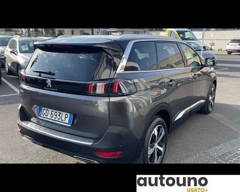 Peugeot 5008 usata a Napoli (4)