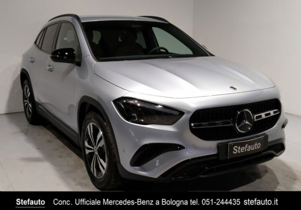 Mercedes-Benz GLA SUV nuova a Bologna