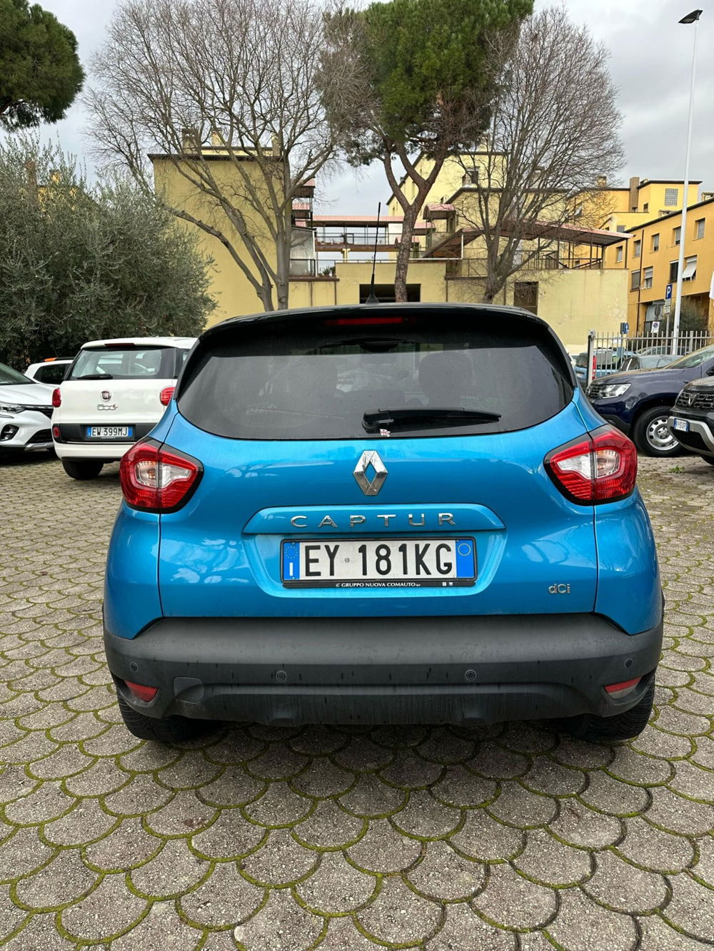 Renault Captur 1.5 dCi 8V 110 CV Start&Stop Energy R-Link del 2015 usata a Firenze (4)