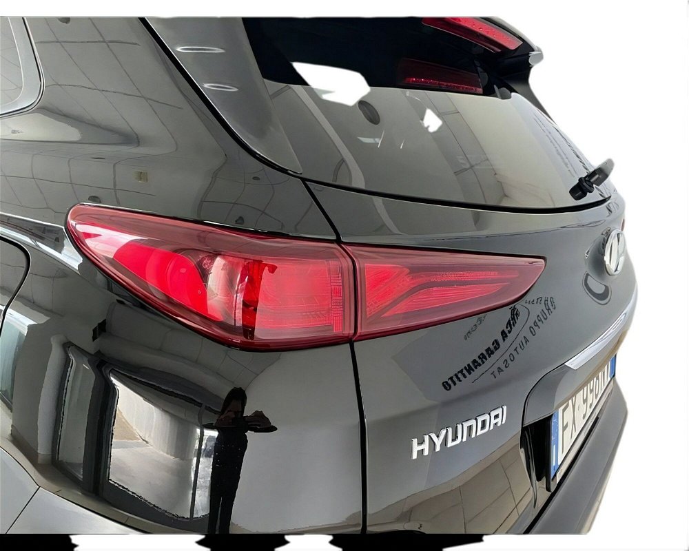 Hyundai Kona HEV 1.6 DCT XTech  del 2020 usata a Surbo (5)