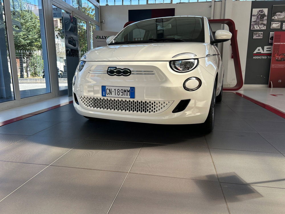 Fiat 500e usata a Frosinone (10)