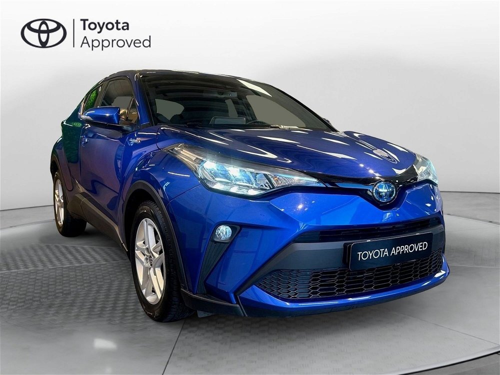 Toyota Toyota C-HR 1.8 Hybrid E-CVT Active  del 2020 usata a Catanzaro (3)