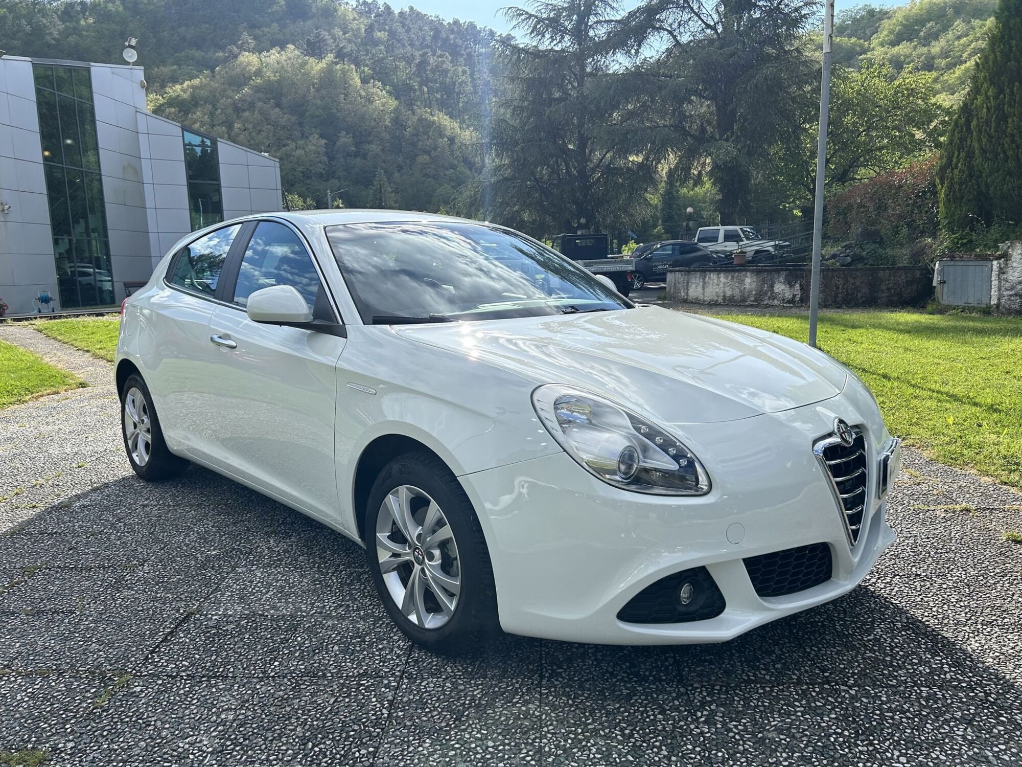 Alfa Romeo Giulietta 1.4 Turbo Distinctive 120cv del 2011 usata a La Spezia