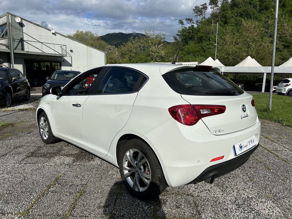 Alfa Romeo Giulietta usata a La Spezia (5)