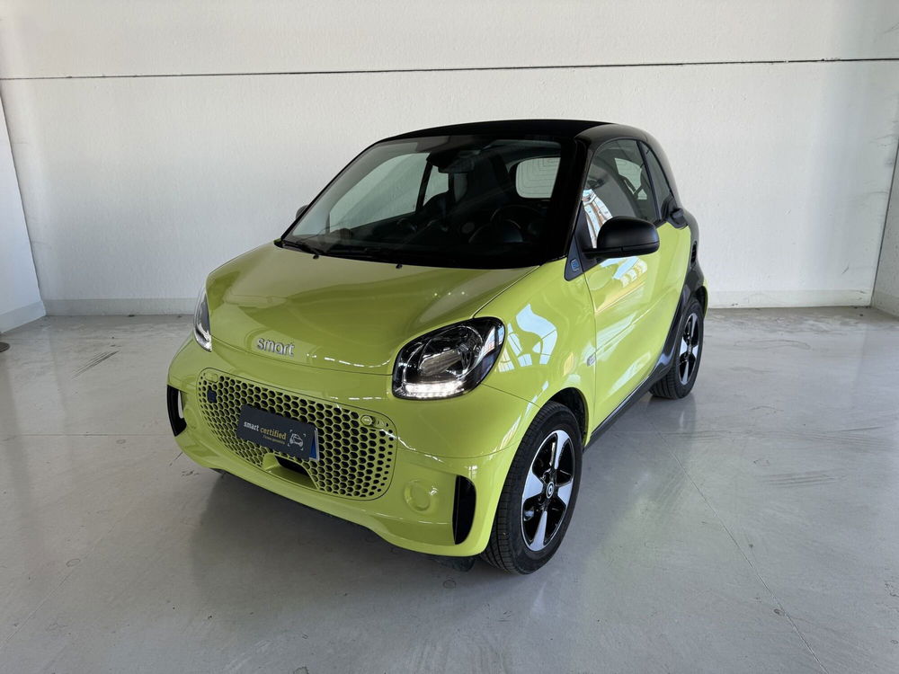 smart Fortwo Fortwo eq Passion 22kW del 2021 usata a Milano (2)