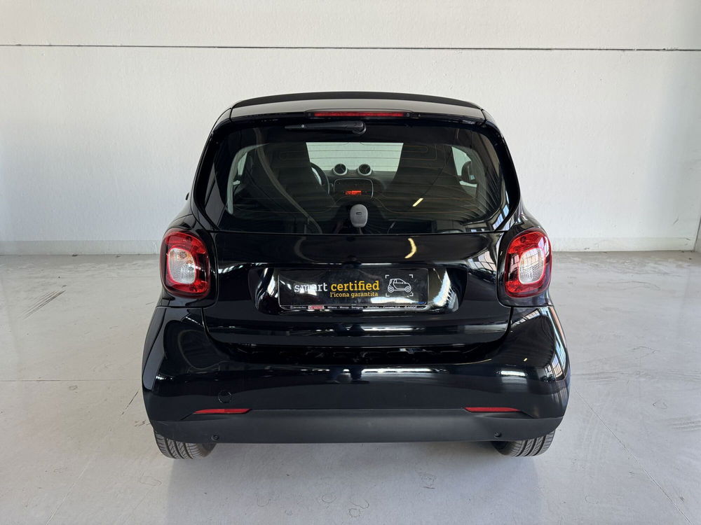 smart Fortwo Fortwo eq Passion 4,6kW del 2019 usata a Milano (5)