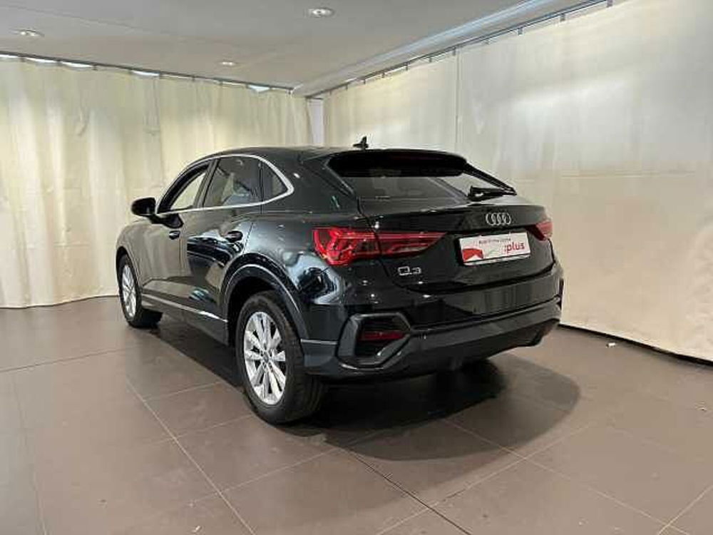 Audi Q3 Sportback 35 TDI quattro S tronic Business Plus  del 2020 usata a Genova (2)