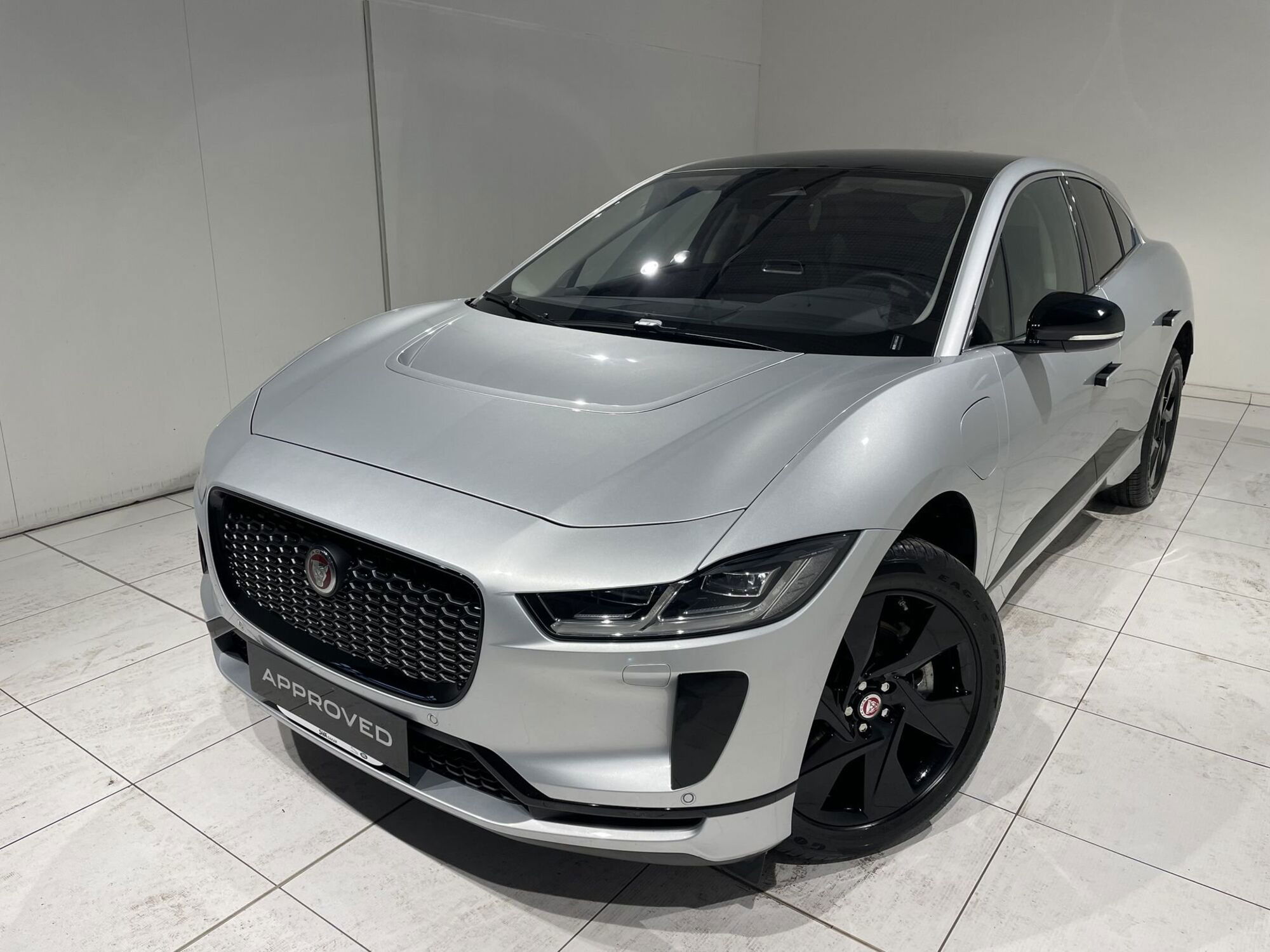 Jaguar I-Pace EV 90 kWh 400 CV Auto AWD SE  del 2021 usata a Ravenna