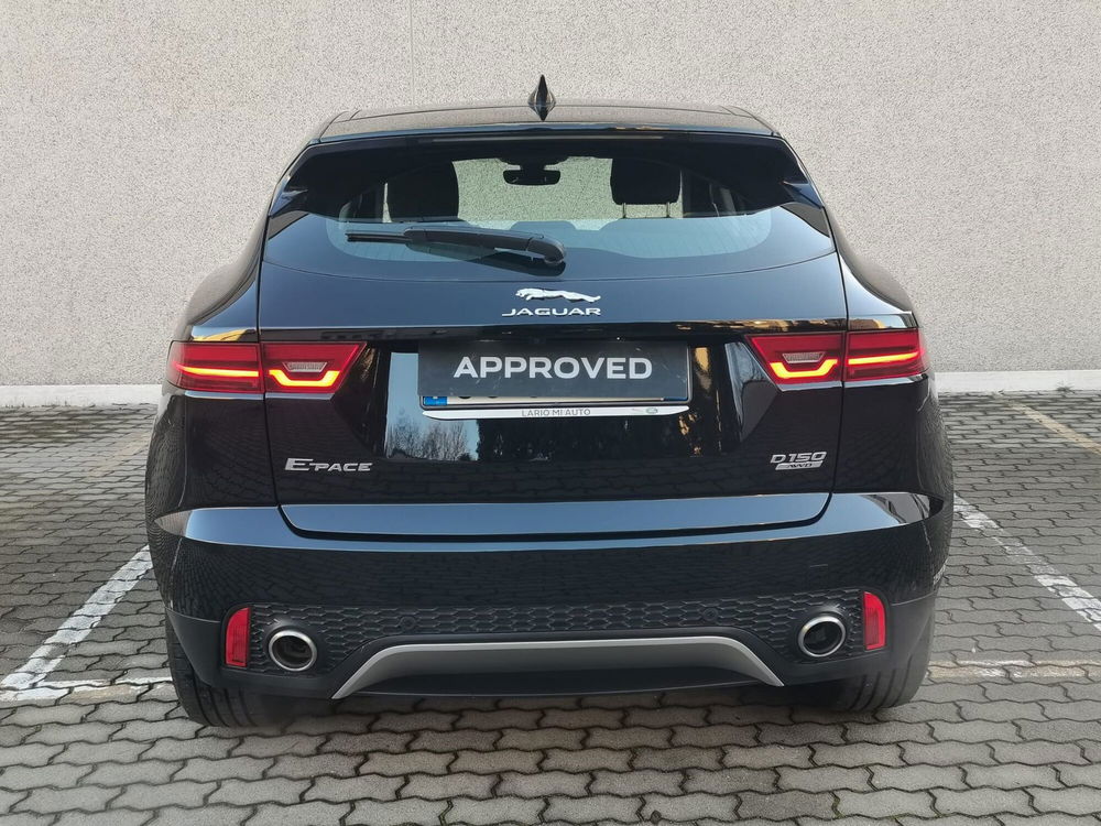 Jaguar E-Pace usata a Milano (7)