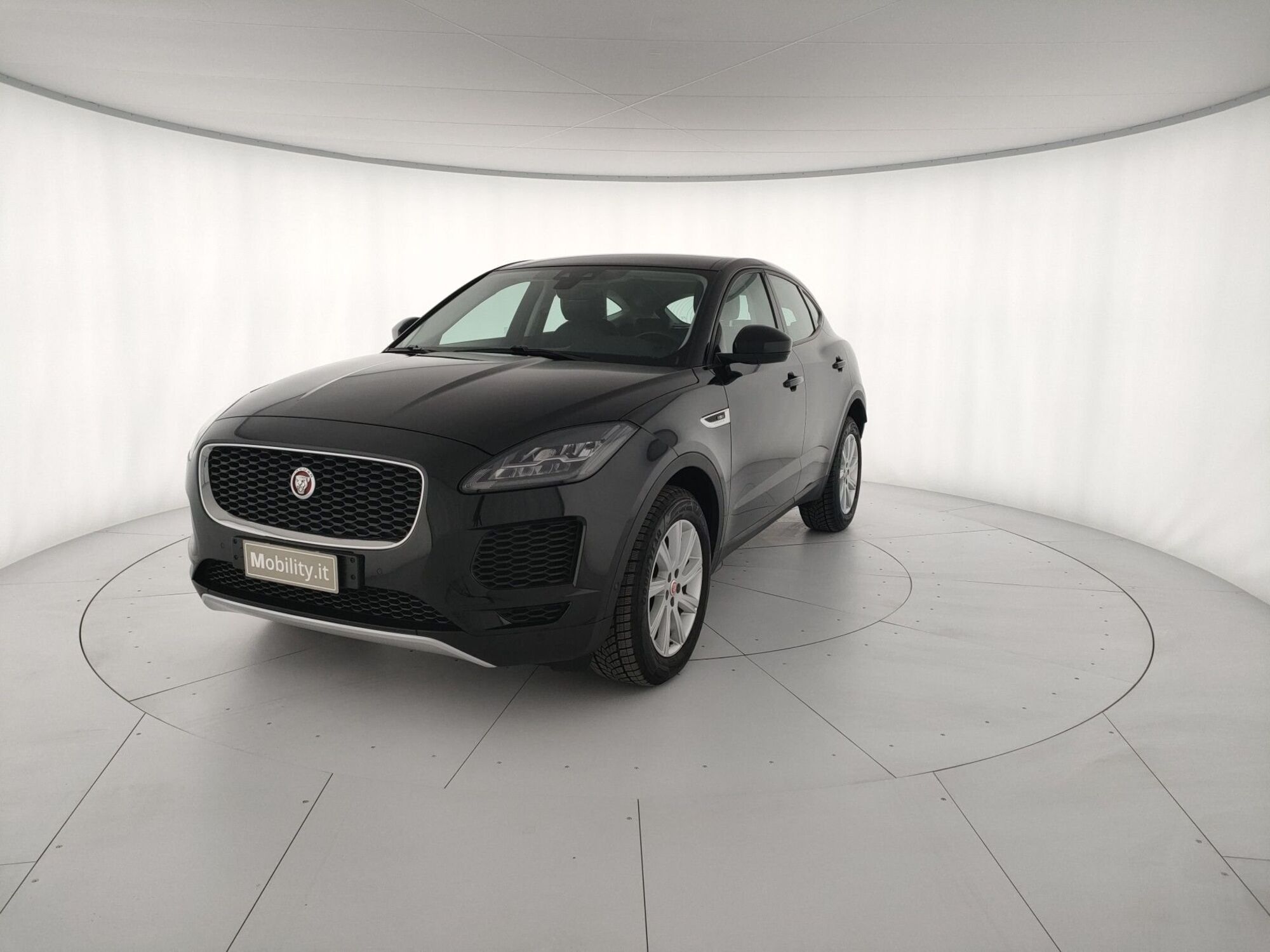 Jaguar E-Pace 2.0D 150 CV AWD aut. S  del 2018 usata a Milano