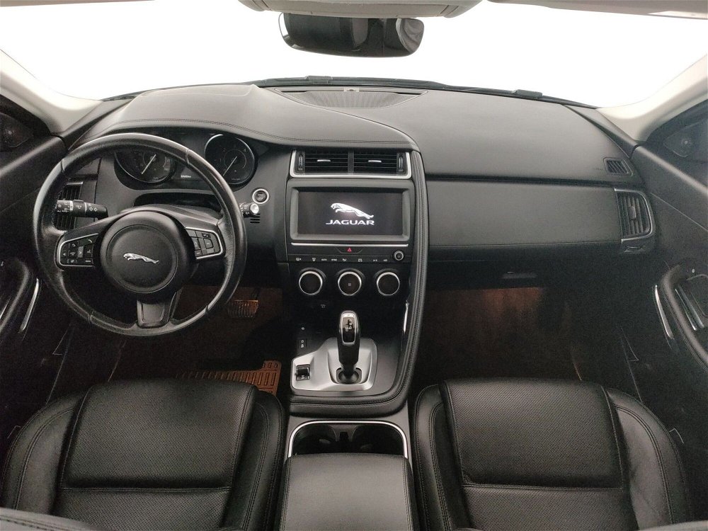Jaguar E-Pace 2.0D 150 CV AWD aut. S  del 2018 usata a Milano (4)