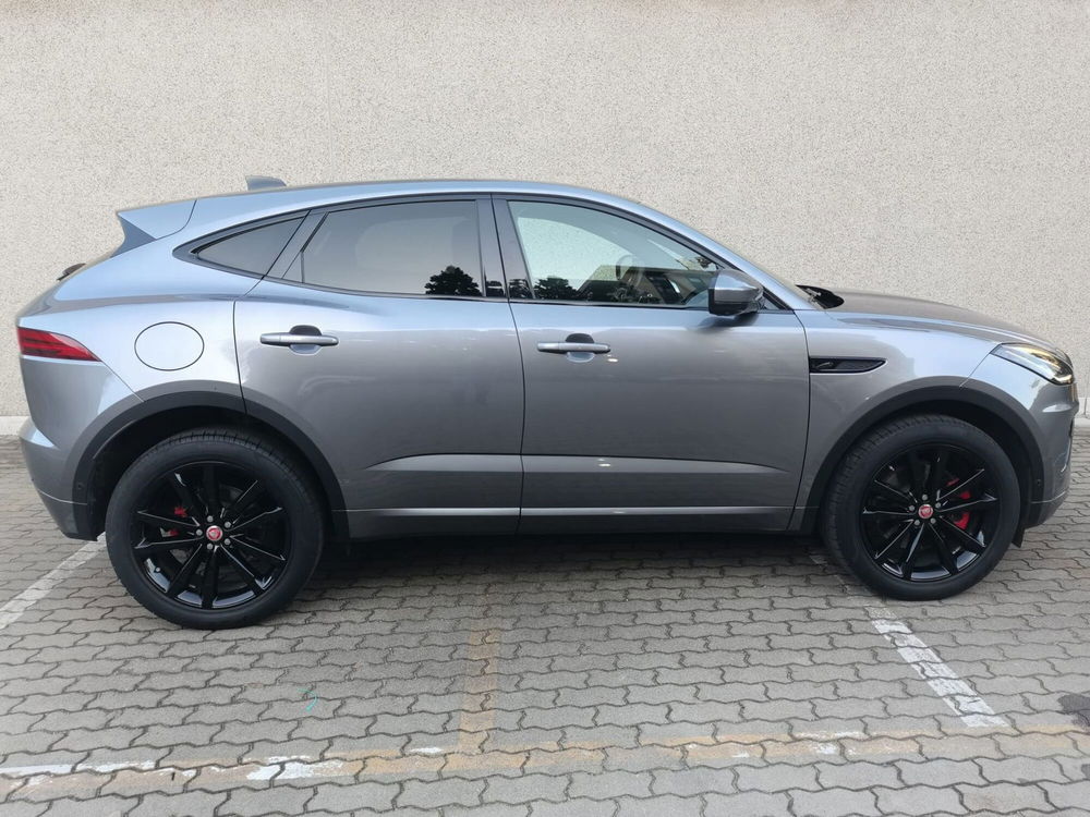 Jaguar E-Pace usata a Milano (5)