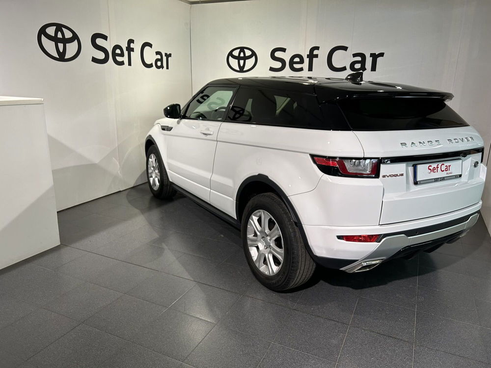 Land Rover Range Rover Evoque 2.0 TD4 180 CV Coupé HSE  del 2017 usata a Milano (5)