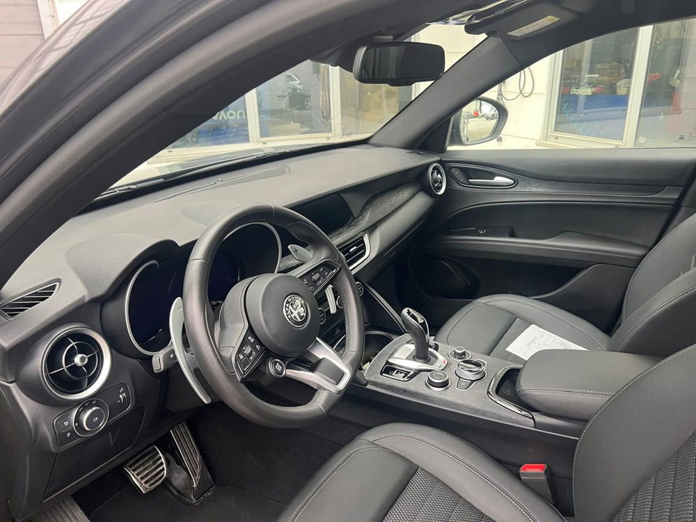 Alfa Romeo Stelvio usata a Milano (6)