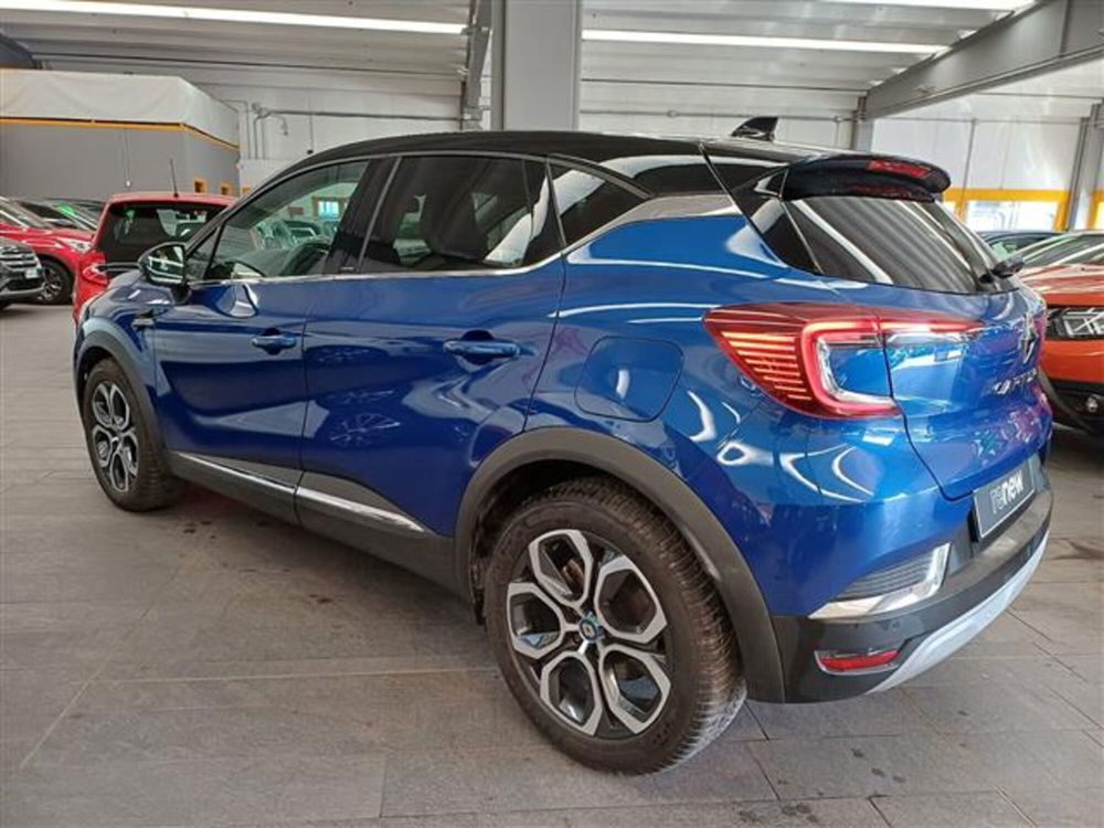 Renault Captur Plug-in Hybrid E-Tech 160 CV Intens  del 2020 usata a Vaiano Cremasco (4)