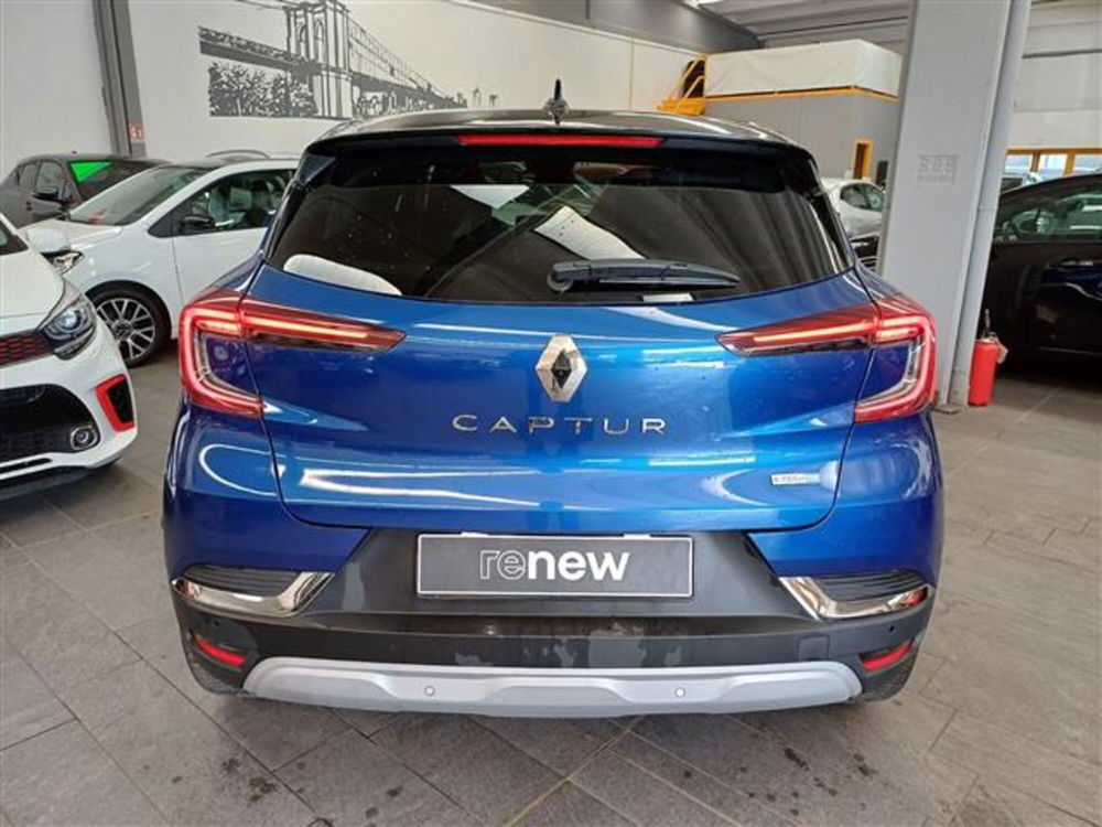 Renault Captur Plug-in Hybrid E-Tech 160 CV Intens  del 2020 usata a Vaiano Cremasco (5)