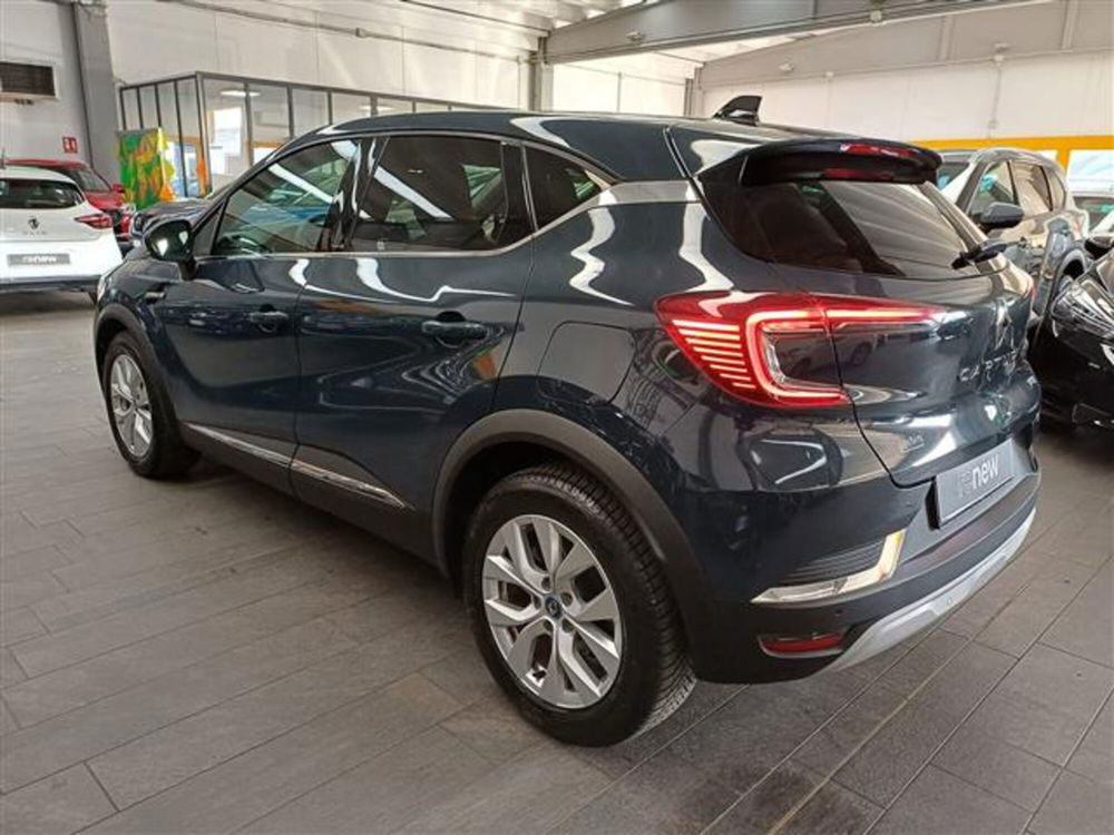 Renault Captur Plug-in Hybrid E-Tech 160 CV Intens  del 2020 usata a Vaiano Cremasco (4)