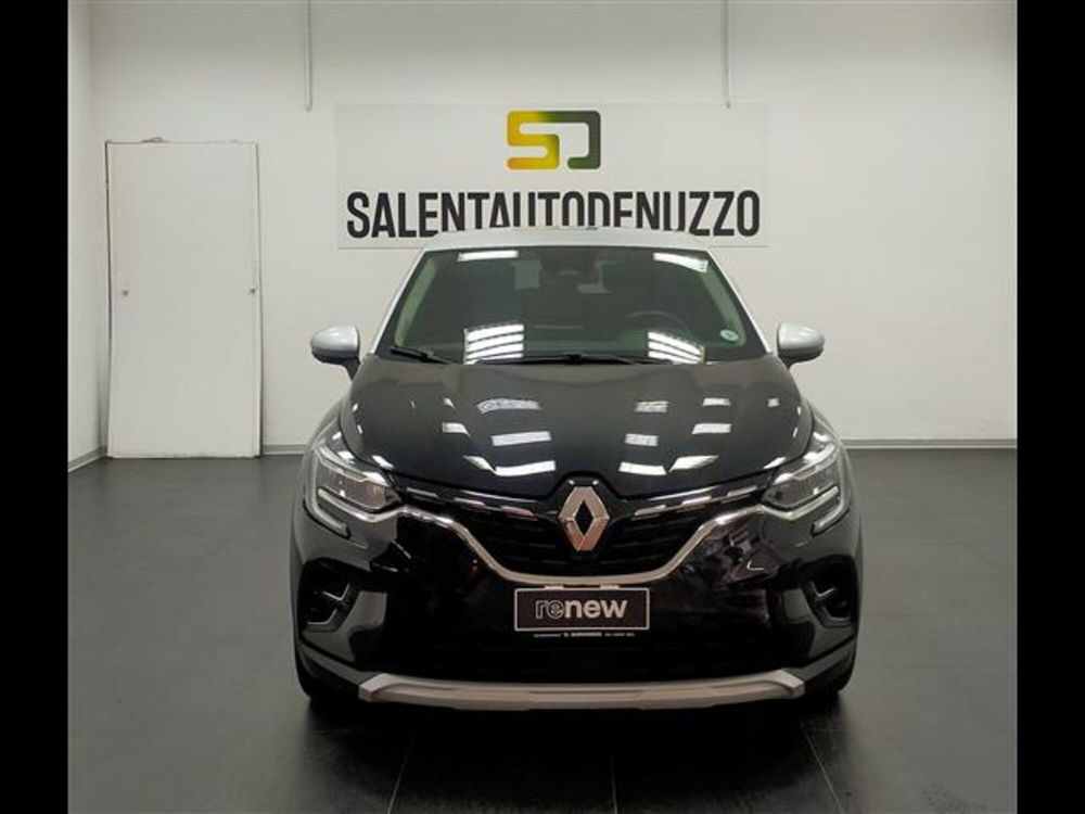 Renault Captur Plug-in Hybrid E-Tech 160 CV Intens  del 2020 usata a Lecce (3)