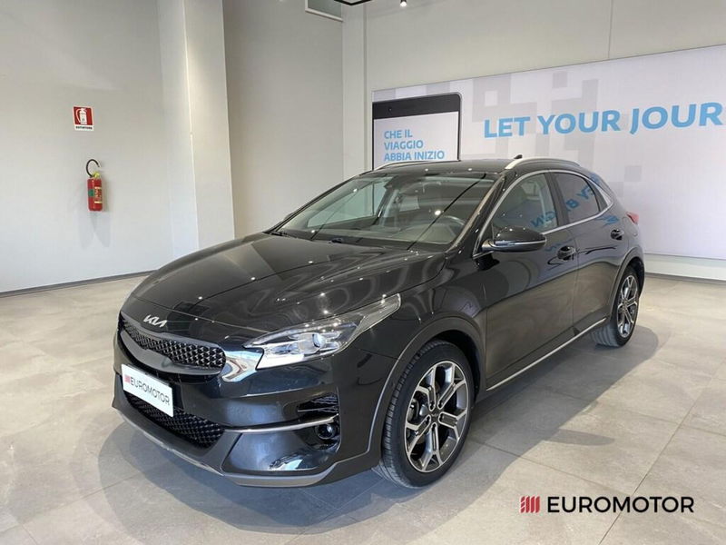 Kia Xceed 1.6 CRDi 136 CV MHEV iMT High Tech del 2022 usata a Modugno