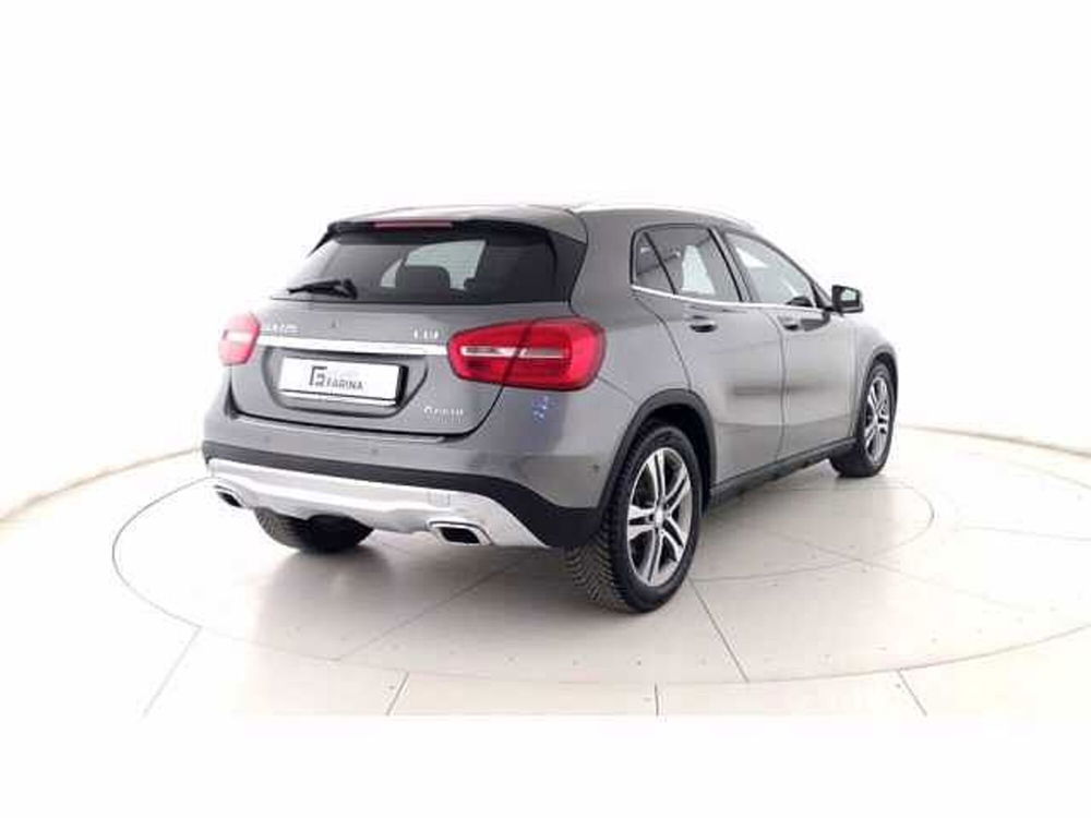 Mercedes-Benz GLA SUV 220 CDI Automatic 4Matic Executive del 2014 usata a Pozzuoli (4)