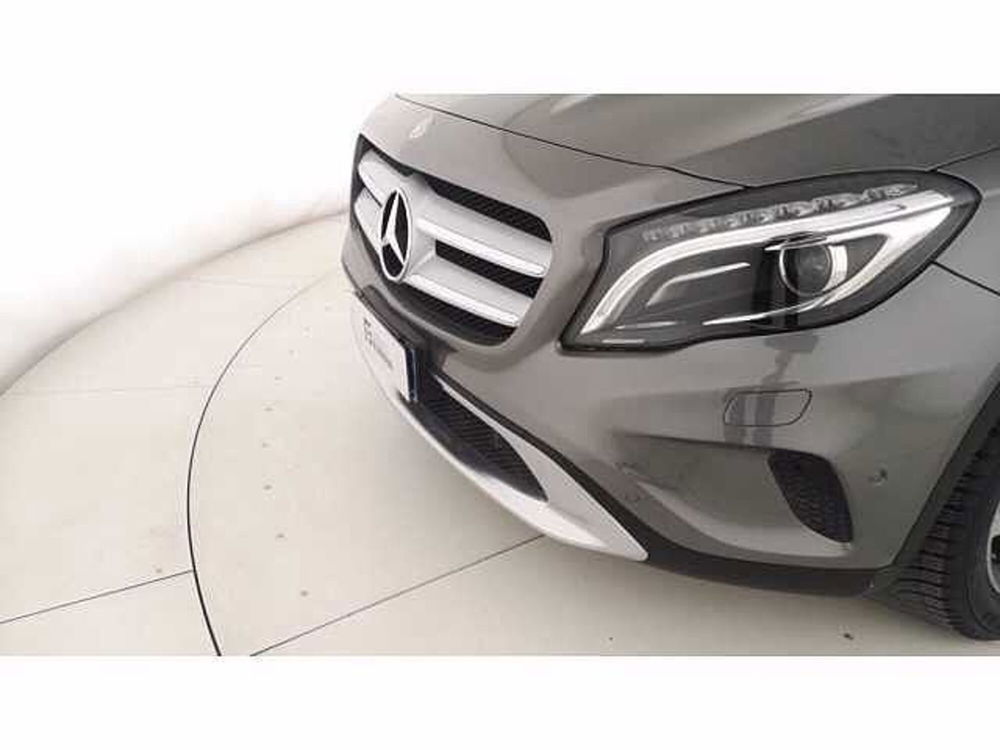 Mercedes-Benz GLA SUV usata a Napoli (8)