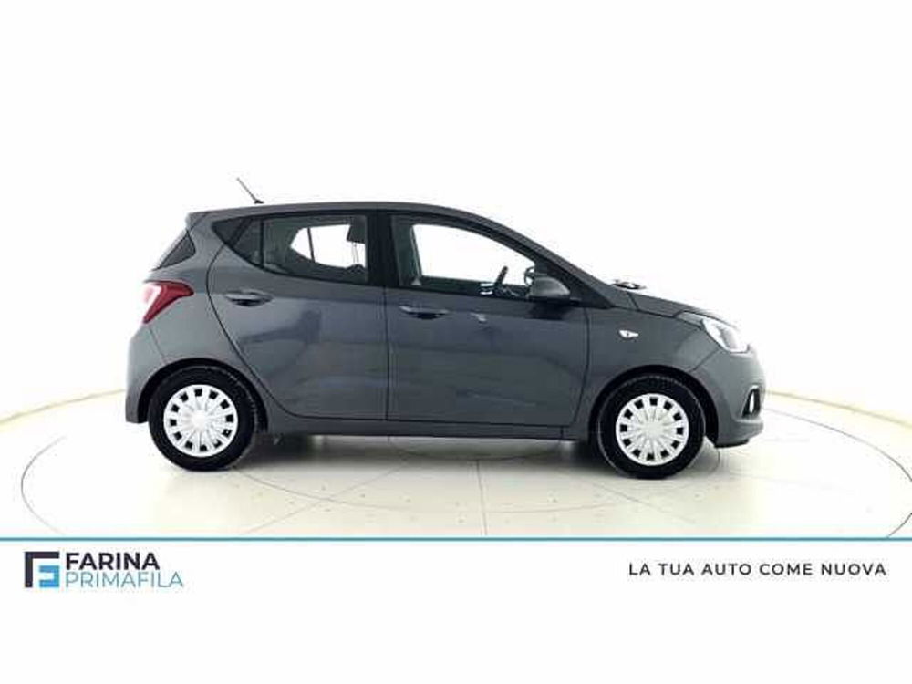 Hyundai i10 usata a Napoli (3)