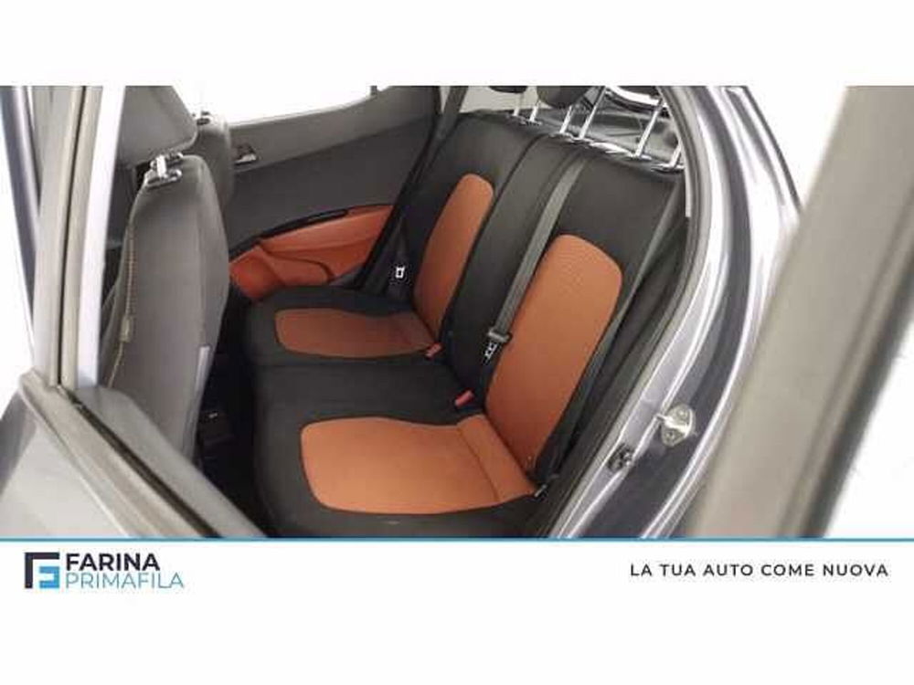 Hyundai i10 usata a Napoli (6)