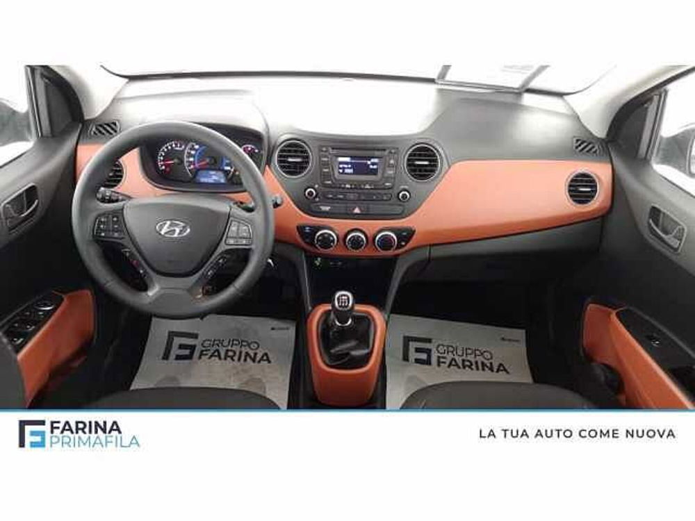 Hyundai i10 usata a Napoli (7)