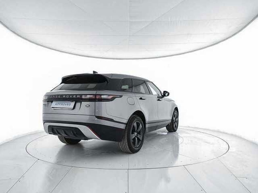 Land Rover Range Rover Velar 2.0D I4 180 CV R-Dynamic S  del 2020 usata a Corciano (2)