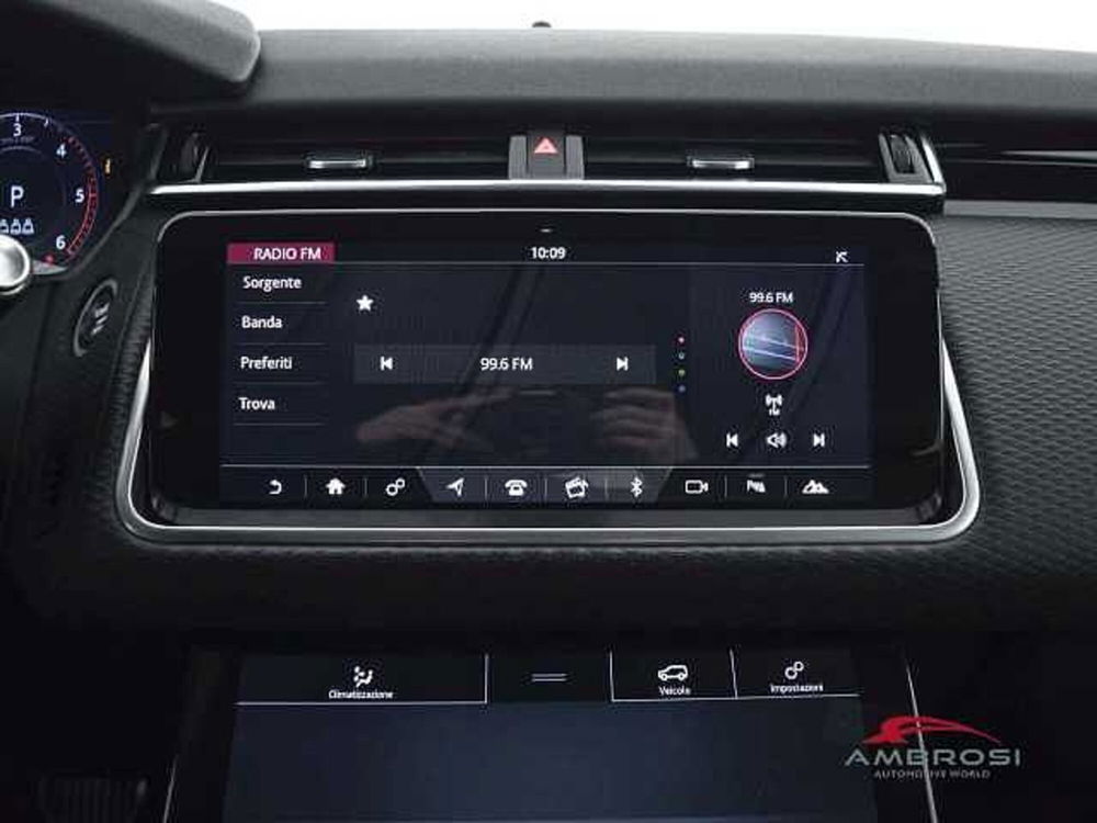 Land Rover Range Rover Velar usata a Perugia (14)