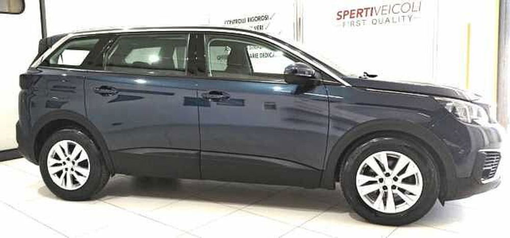 Peugeot 5008 usata a Lecce (2)