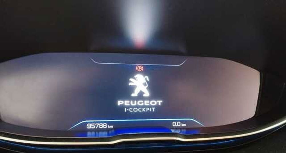 Peugeot 5008 usata a Lecce (7)