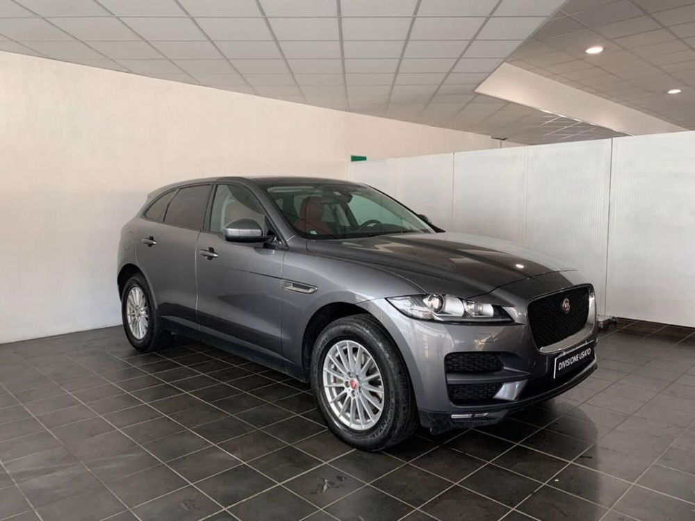 Jaguar F-Pace usata a Torino (4)