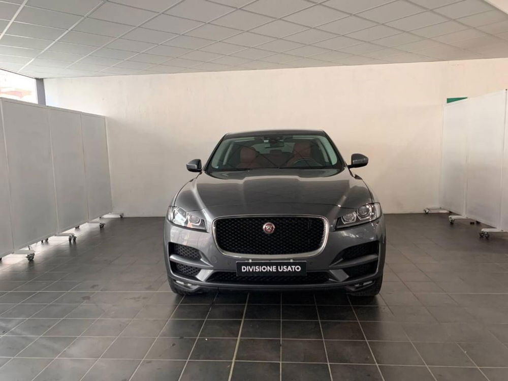 Jaguar F-Pace usata a Torino (5)