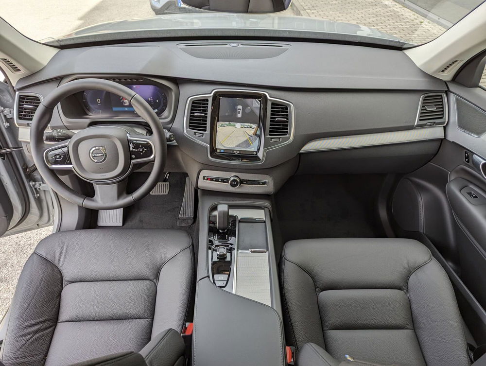 Volvo XC90 nuova a Pescara (9)