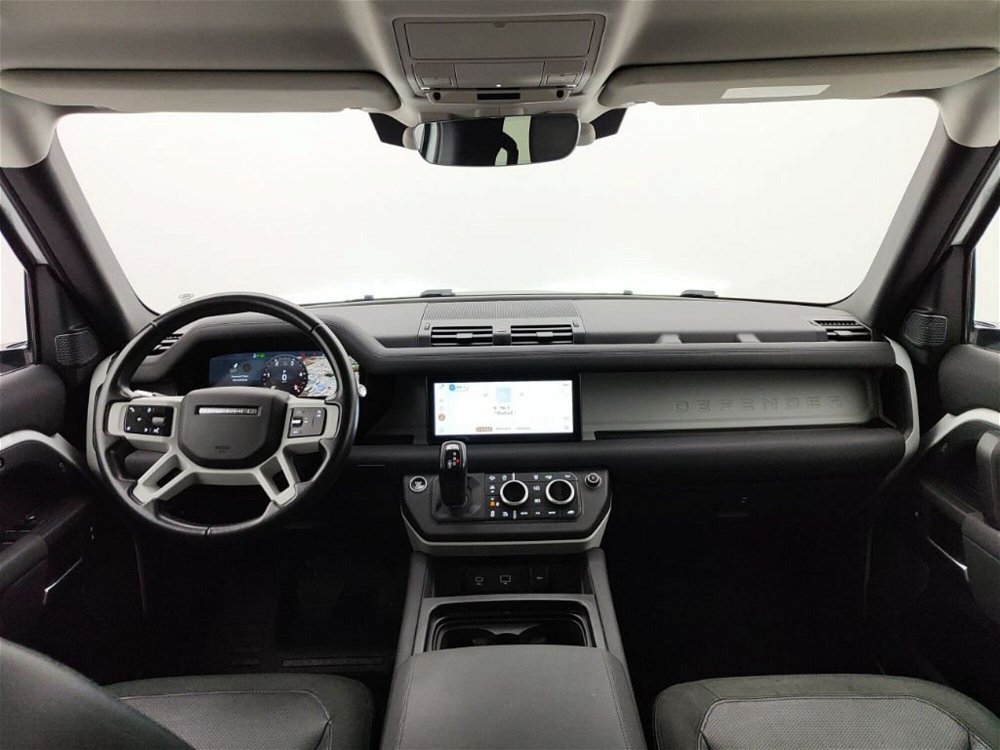 Land Rover Defender 110 2.0 SD4 240CV AWD Auto del 2020 usata a Ragusa (3)