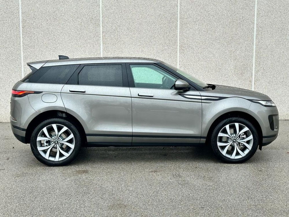 Land Rover Range Rover Evoque nuova a Pordenone (6)