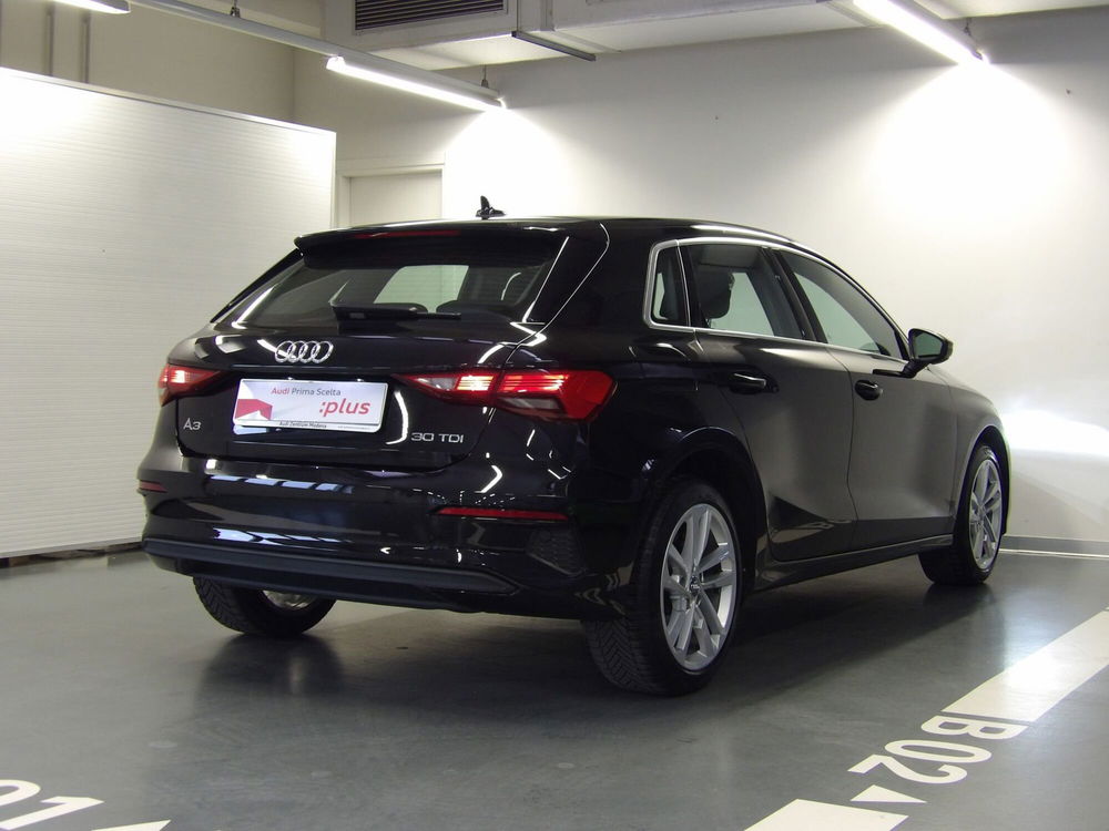 Audi A3 Sportback 30 TDI Business  del 2020 usata a Modena (4)