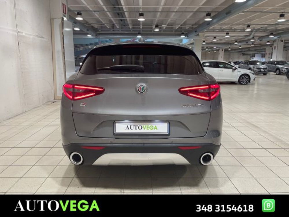 Alfa Romeo Stelvio usata a Vicenza (5)