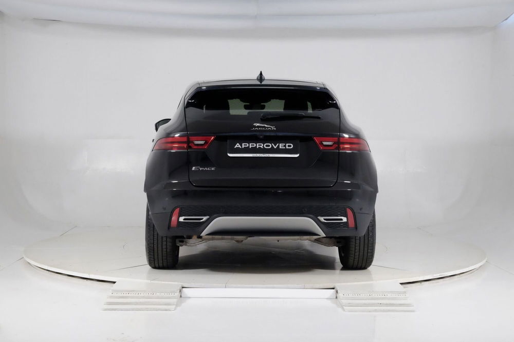 Jaguar E-Pace usata a Torino (7)