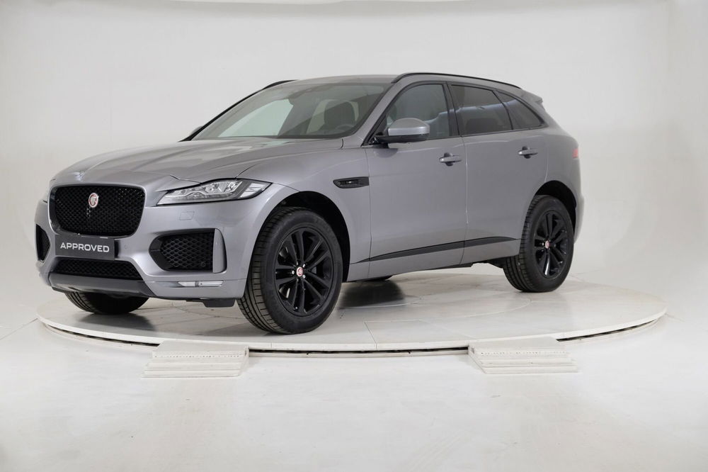 Jaguar F-Pace usata a Torino