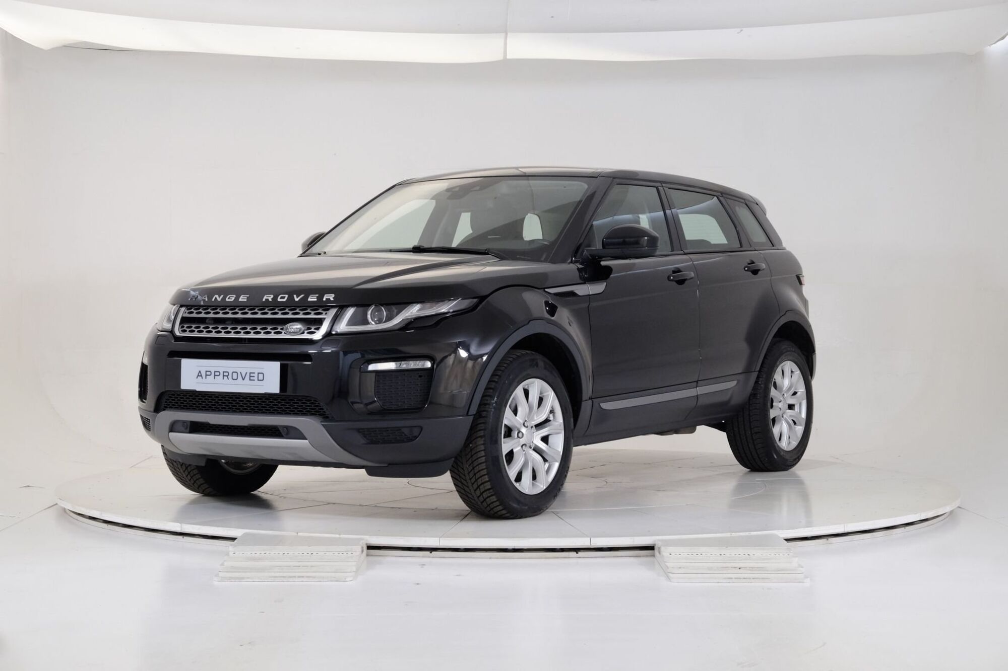 Land Rover Range Rover Evoque 2.0 TD4 150 CV 5p. SE  del 2019 usata a Torino