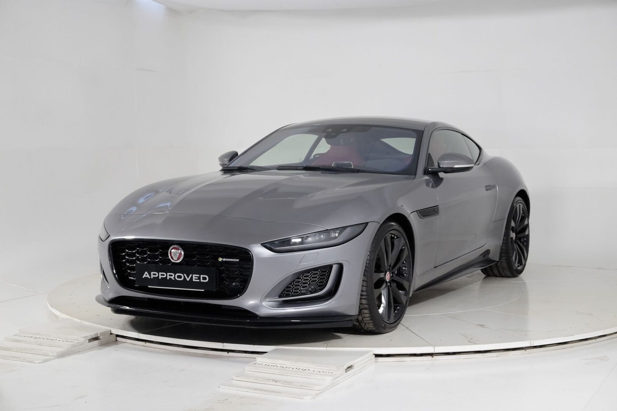 Jaguar F-Type Coup&eacute; 2.0 aut. Coup&eacute; R-Dynamic Black del 2022 usata a Torino