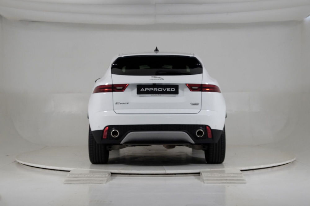 Jaguar E-Pace usata a Torino (7)