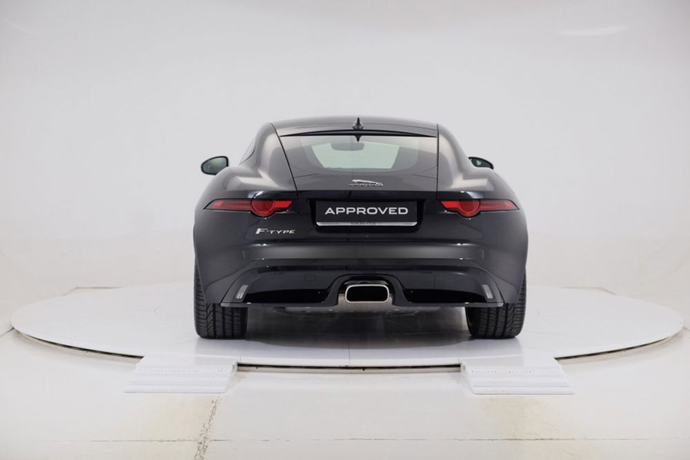 Jaguar F-Type Coupé usata a Torino (7)