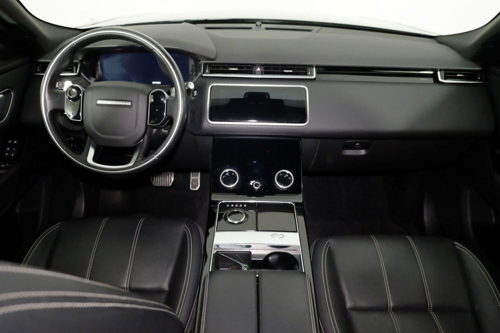 Land Rover Range Rover Velar 2.0D I4 240 CV R-Dynamic S  del 2019 usata a Torino (4)
